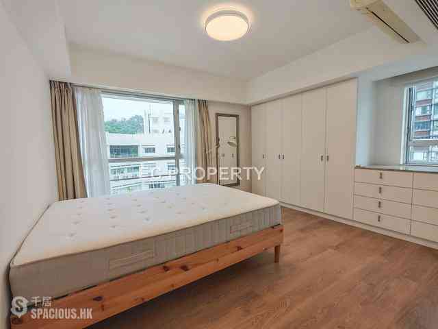 Leighton Hill - Rose Court 14