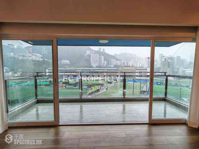 Leighton Hill - Rose Court 02