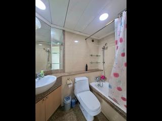 Tung Chung - Caribbean Coast Phase 1 Monterey Cove Tower 3 03