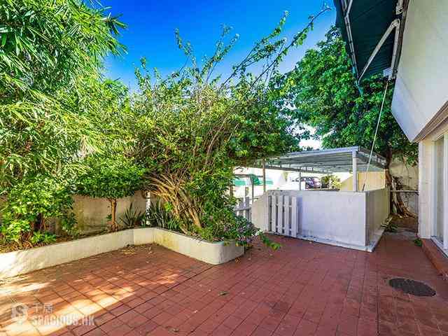 Chung Hom Kok - Jadebeach Villa 04