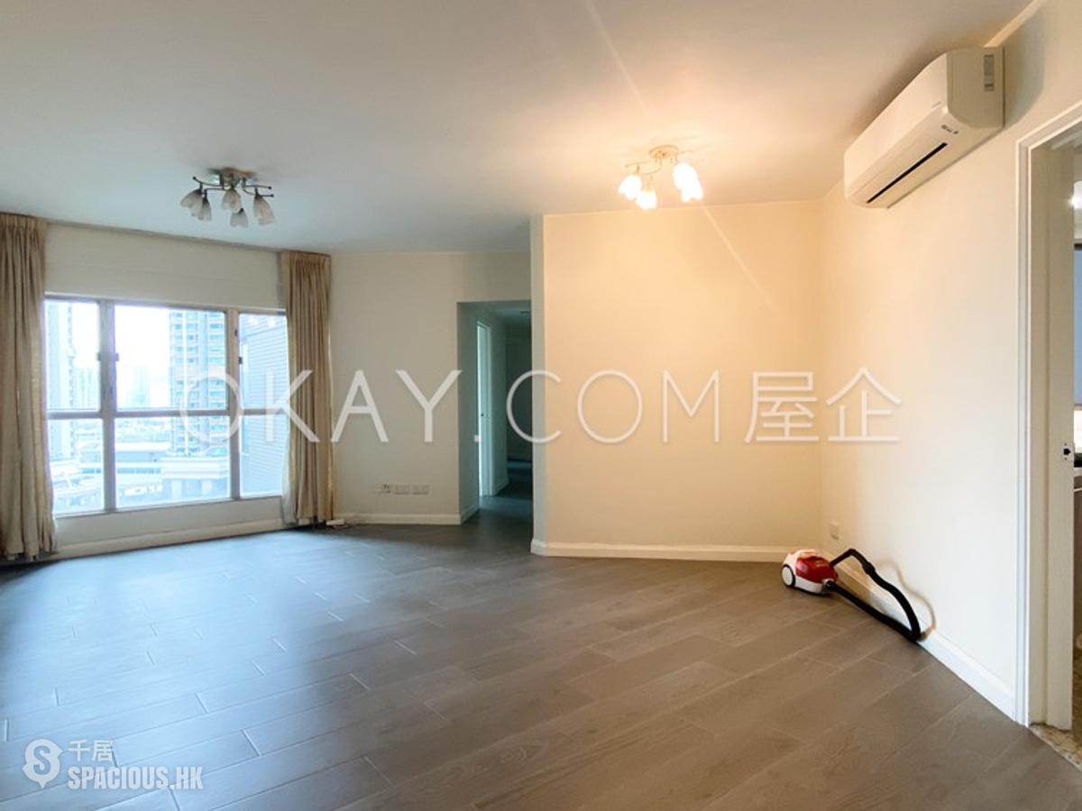 West Kowloon - The Waterfront 01