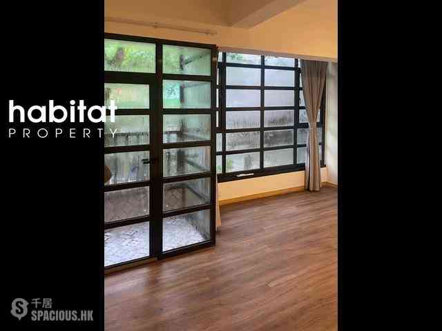Wan Chai - Hong Fook Building 02