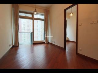 Wan Chai - The Avenue Phase 2 03