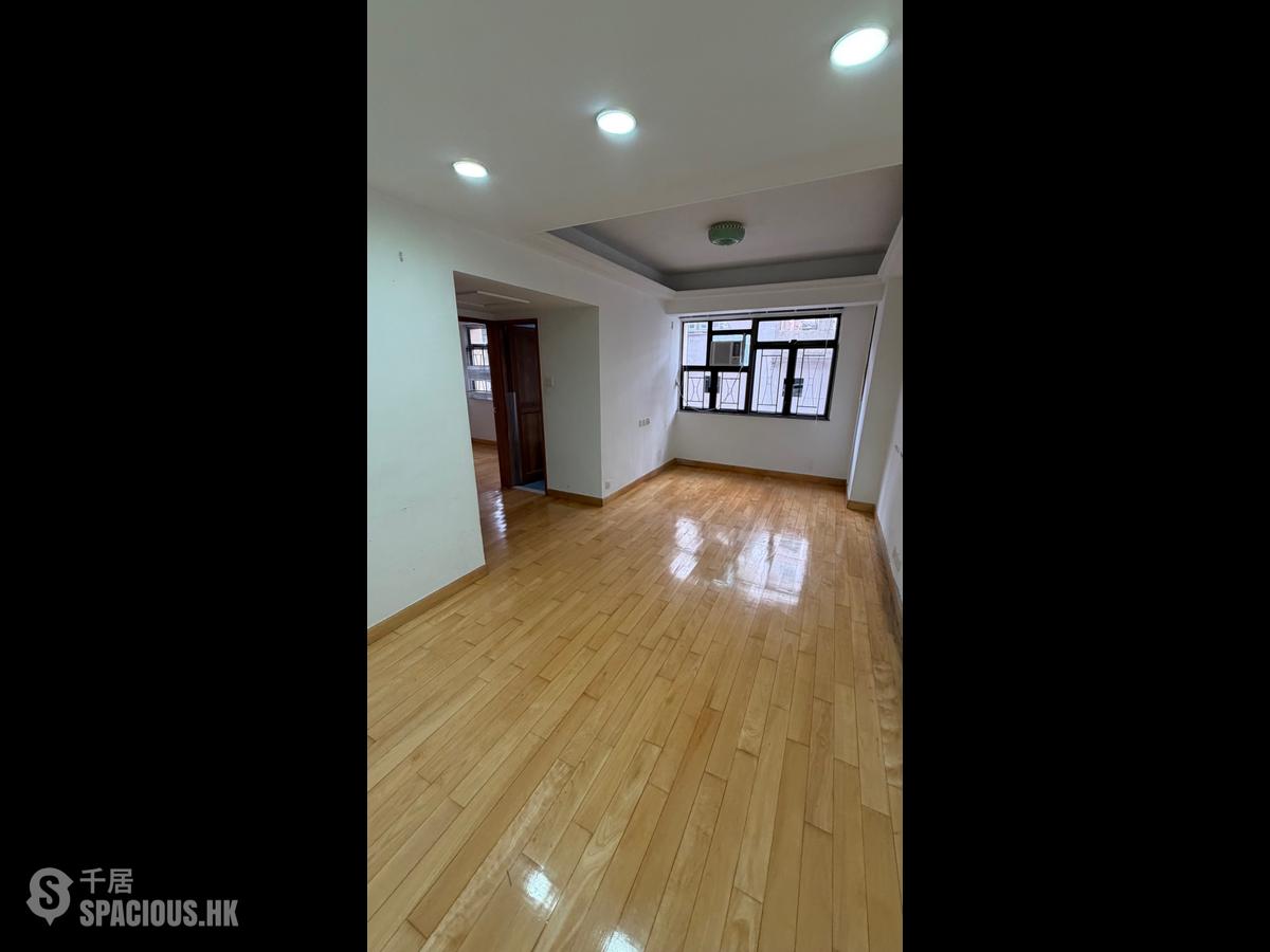 Sai Ying Pun - Shing Kok Mansion 01