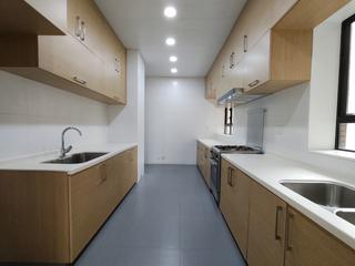 Mid Levels Central - Kennedy Heights 10