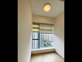 Tseung Kwan O - Twin Peaks Block 1 06