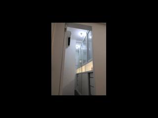 Shek Tong Tsui - King's Building 05