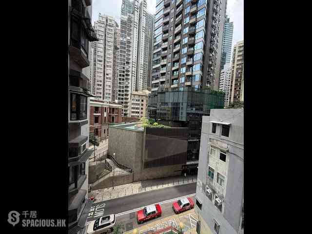 Soho - Albron Court 03