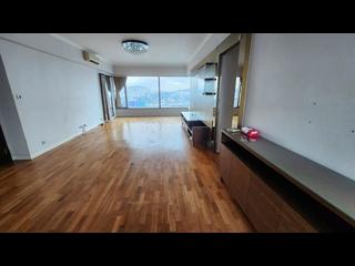 Whampoa Garden - Harbourfront Landmark 03