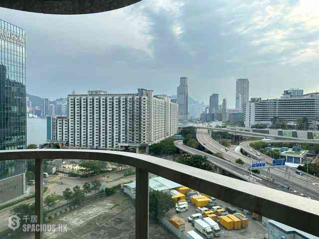 Hung Hom - Stars By The Harbour Block 3 01