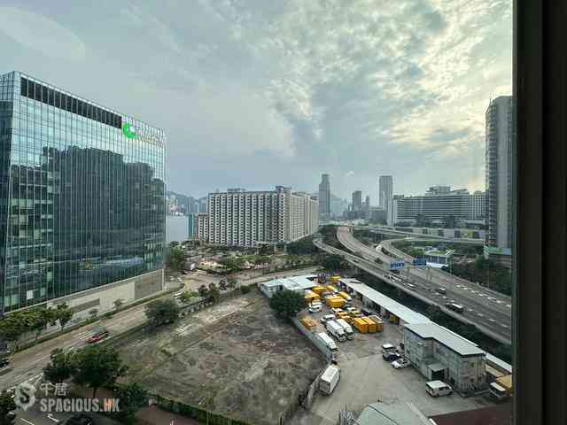 Hung Hom - Stars By The Harbour Block 3 10