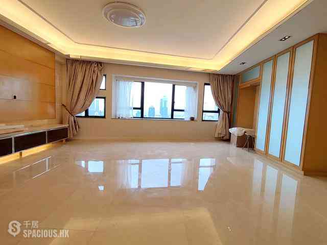 Mid Levels Central - Birchwood Place 04