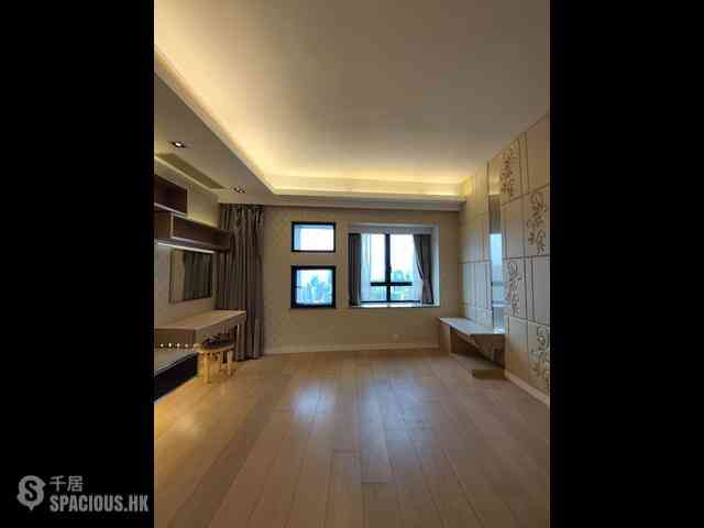 Mid Levels Central - Birchwood Place 06