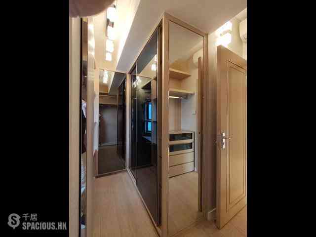 Mid Levels Central - Birchwood Place 07