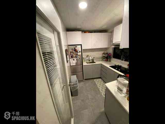 Mid Levels Central - The Grand Panorama Block 3 03