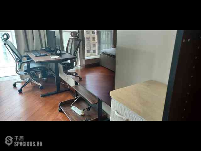 Wan Chai - The Avenue Phase 2 Block 3 03