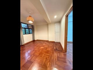 Sai Ying Pun - Mai Hing House 08