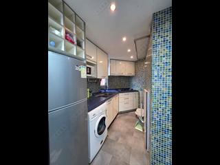 Tai Kok Tsui - Park Avenue Phase 1 Block 7 02
