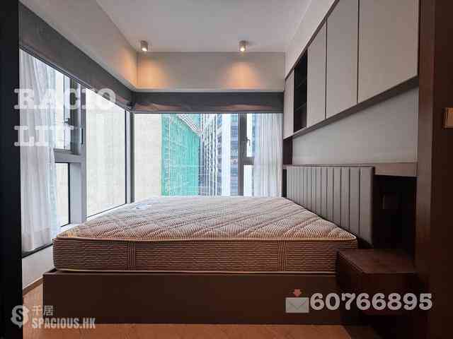 Wan Chai - The Hillside 04