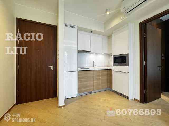 Wan Chai - The Hillside 06