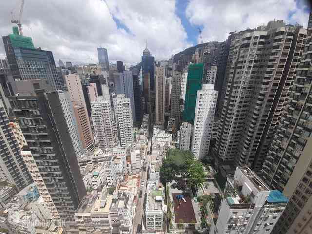Soho - Centrepoint 01