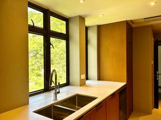 Mid Levels East - Bamboo Grove 07