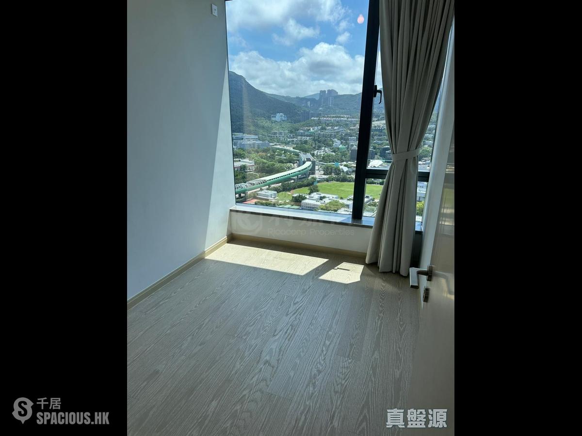 Wong Chuk Hang - The Southside Phase 4B 01