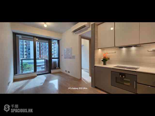 Wong Chuk Hang - The Southside Phase 4B 01
