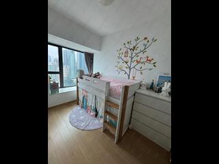 Sai Ying Pun - Centre Place 04