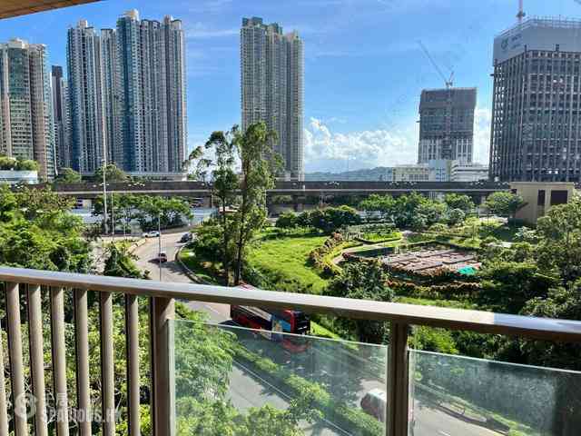 大角咀 - 君滙港 01