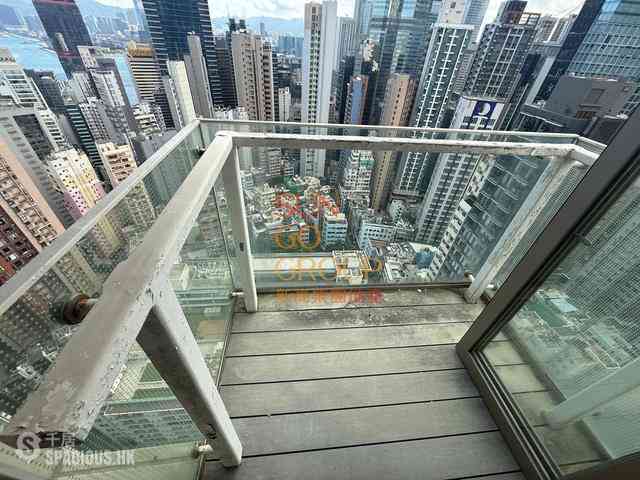 Soho - Centrepoint 06