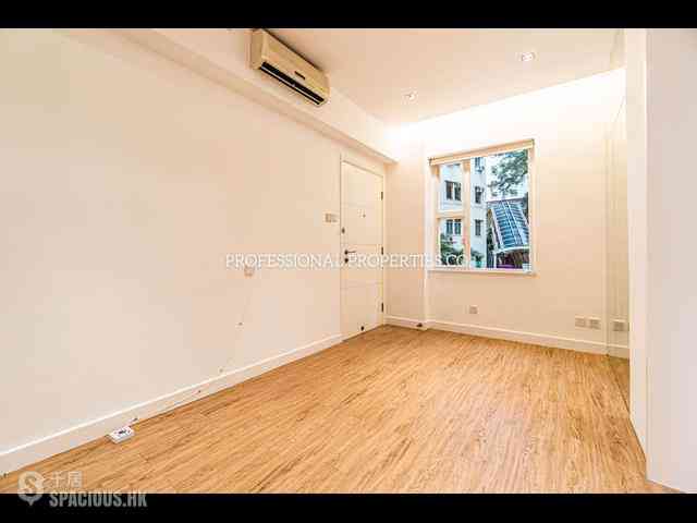 Mid Levels Central - Rich Court 02