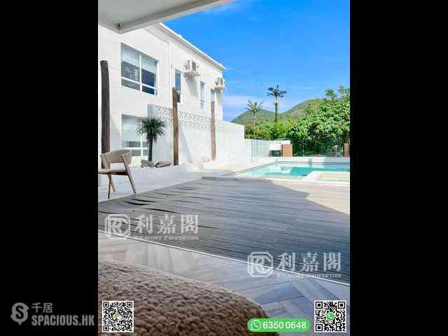 Clear Water Bay - Tai Hang Hau 06