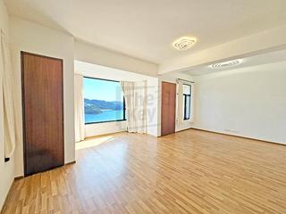 Repulse Bay - The Beachfront 06