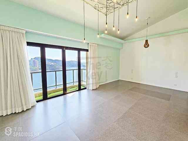 Repulse Bay - The Beachfront 11