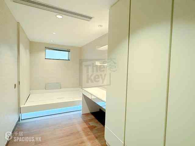 Mid Levels Central - Kennedy Heights 06