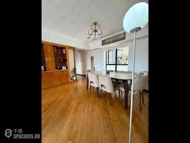 Mid Levels Central - The Grand Panorama 02