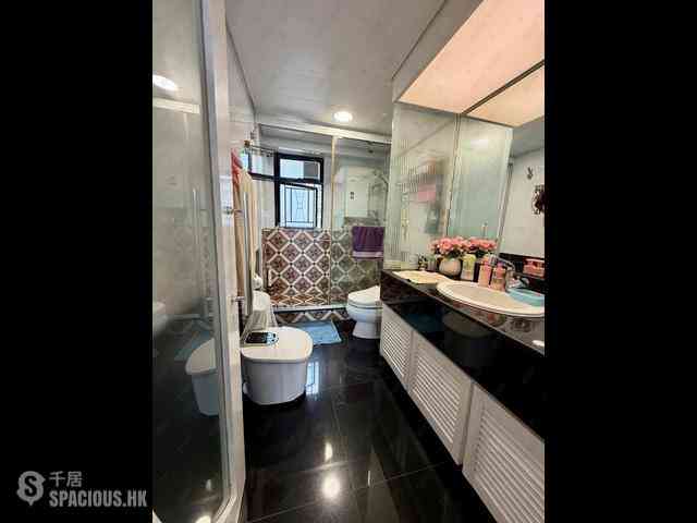 Mid Levels Central - The Grand Panorama 13