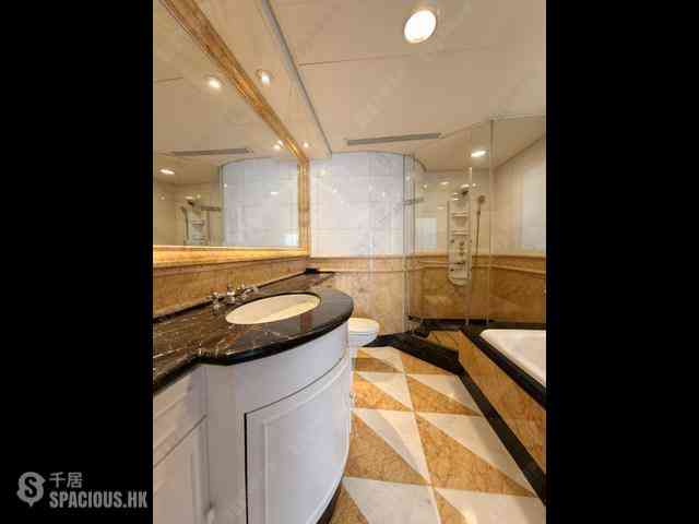 The Peak - 56 Plantation Road 06