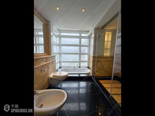 The Peak - 56 Plantation Road 09