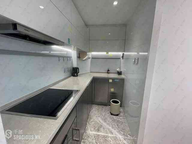 Wong Chuk Hang - The Southside Phase 3C Blue Coast II Tower 3 08