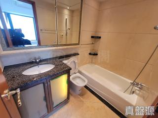West Kowloon - The Arch 11