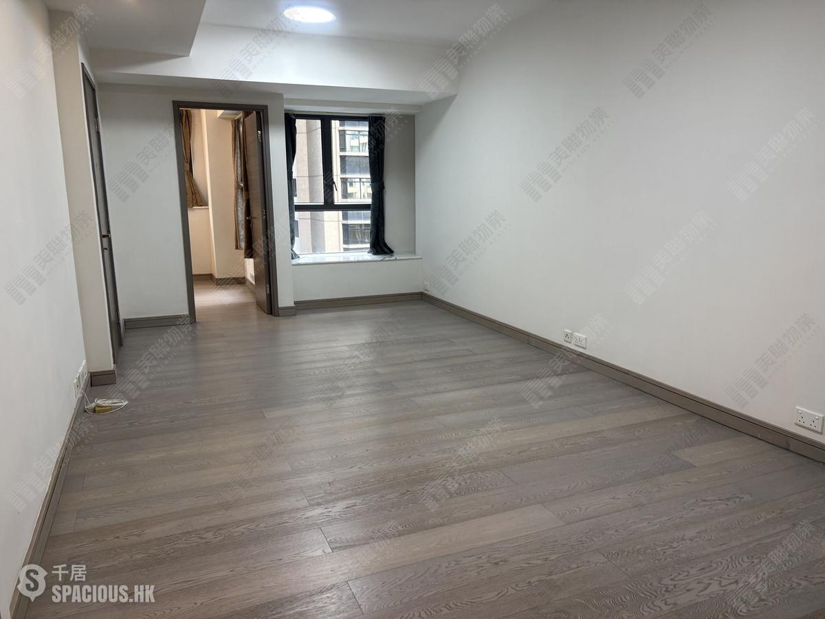 Mid Levels Central - Park Rise 01