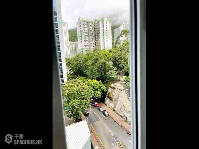 Sai Wan Ho - Sun Sing Centre Block C 07