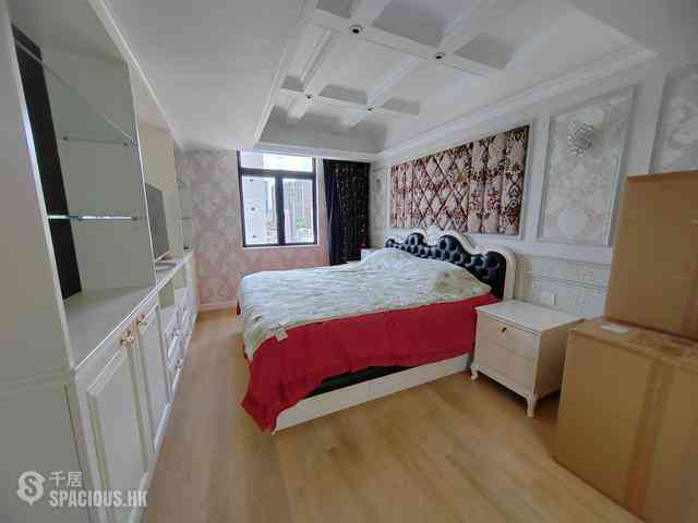 Happy Valley - King Inn Mansion 02