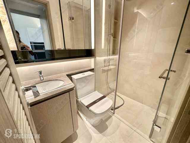 Wong Chuk Hang - The Southside Phase 1 Southland Tower 2A 04
