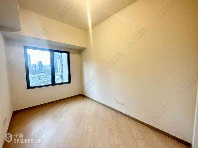 Wong Chuk Hang - The Southside Phase 1 Southland Tower 2A 02