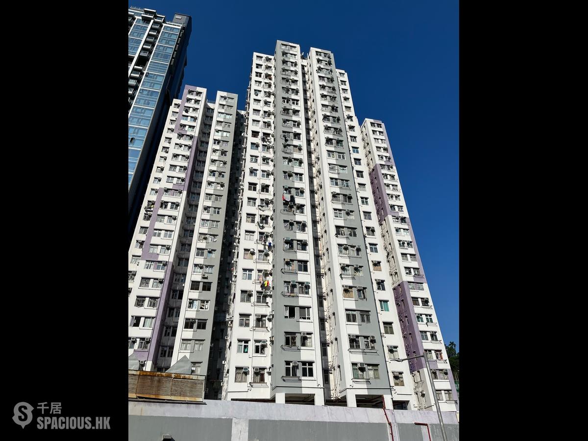 筲箕灣 - 筲箕灣中心 01