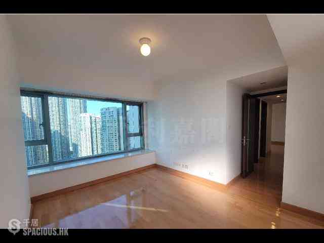 West Kowloon - The Harbourside Block 3 07