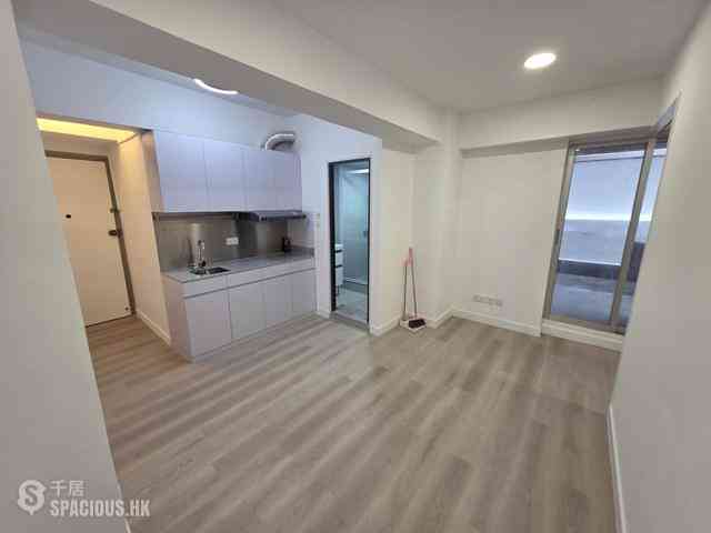 Kennedy Town - Kin Liong Mansion 05